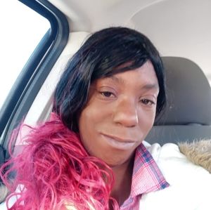 Meet your Posher, Sharlan